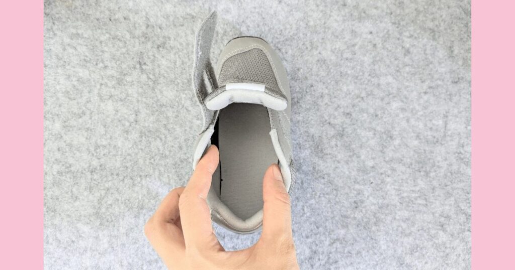 ニューバランスキッズIZ996の履き口