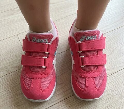 標準的な足幅の子どもにアイダホがおすすめ